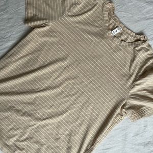 Lululemon women’s shirt size 4